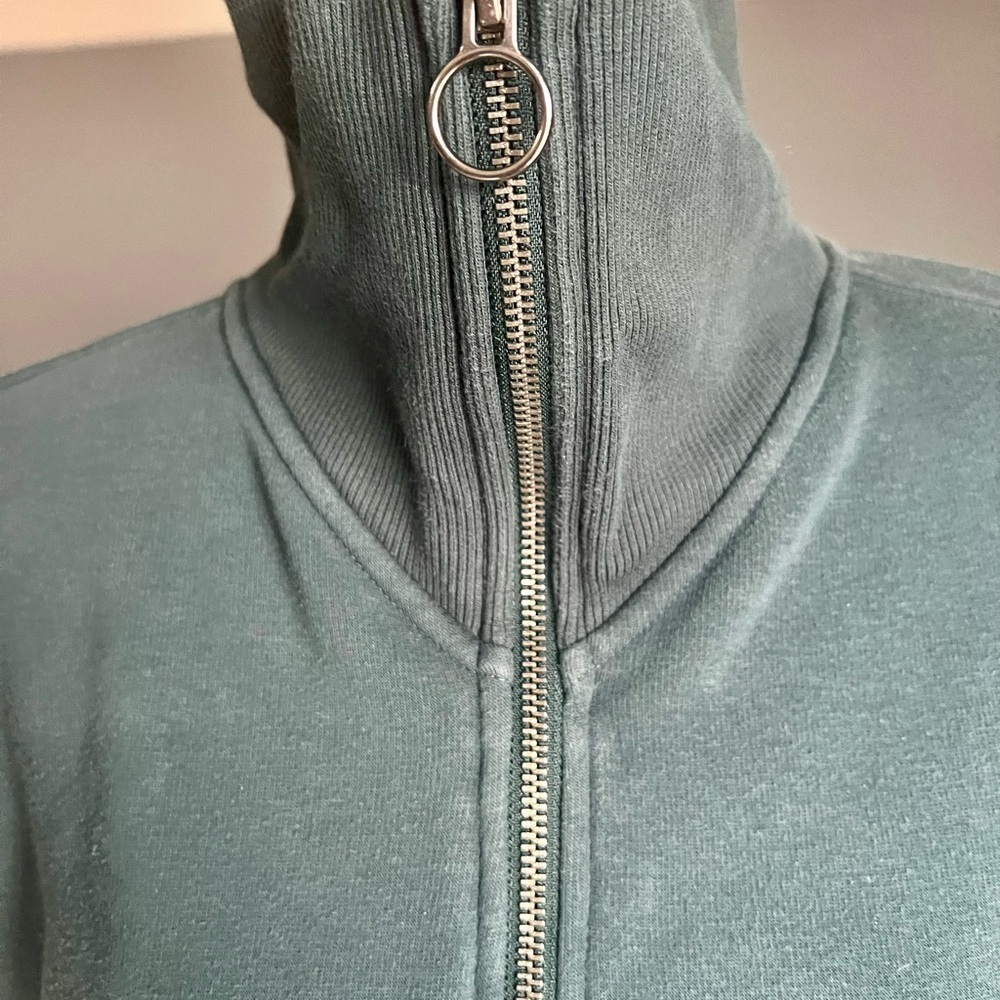 ATHLETA- NORDIC TEAL QUARTER ZIP - SIZE XS - Picture 3 of 8